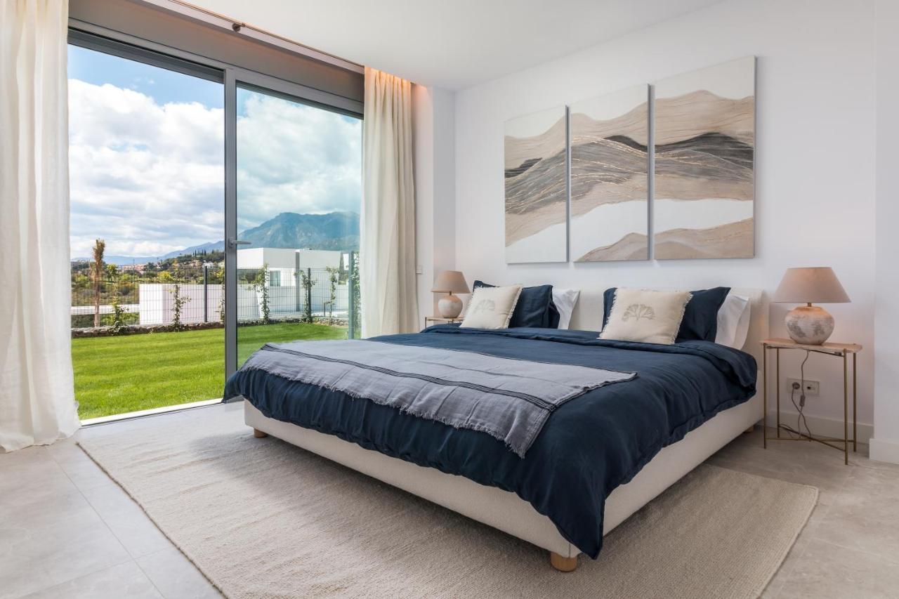 Exclusive New Within Santa Clara And Golf & Country Club Marbella